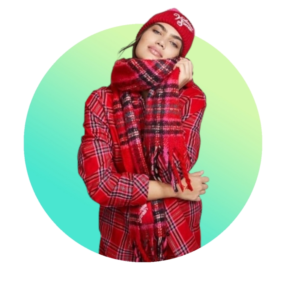 NWT Victoria's Secret Red Pink Black Plaid PLUSH Chunky Cozy Lipstick Scarf